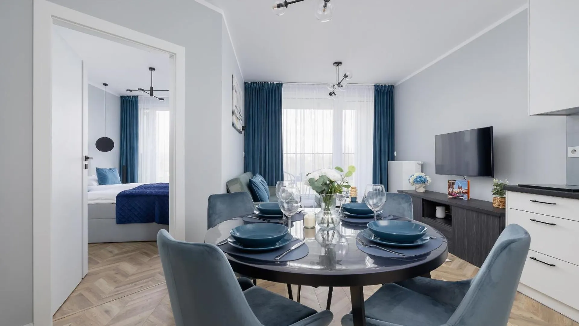 Unique Apartment With Balcony & Parking Zablocie Cracow By Renters Prestige Krakow Poland