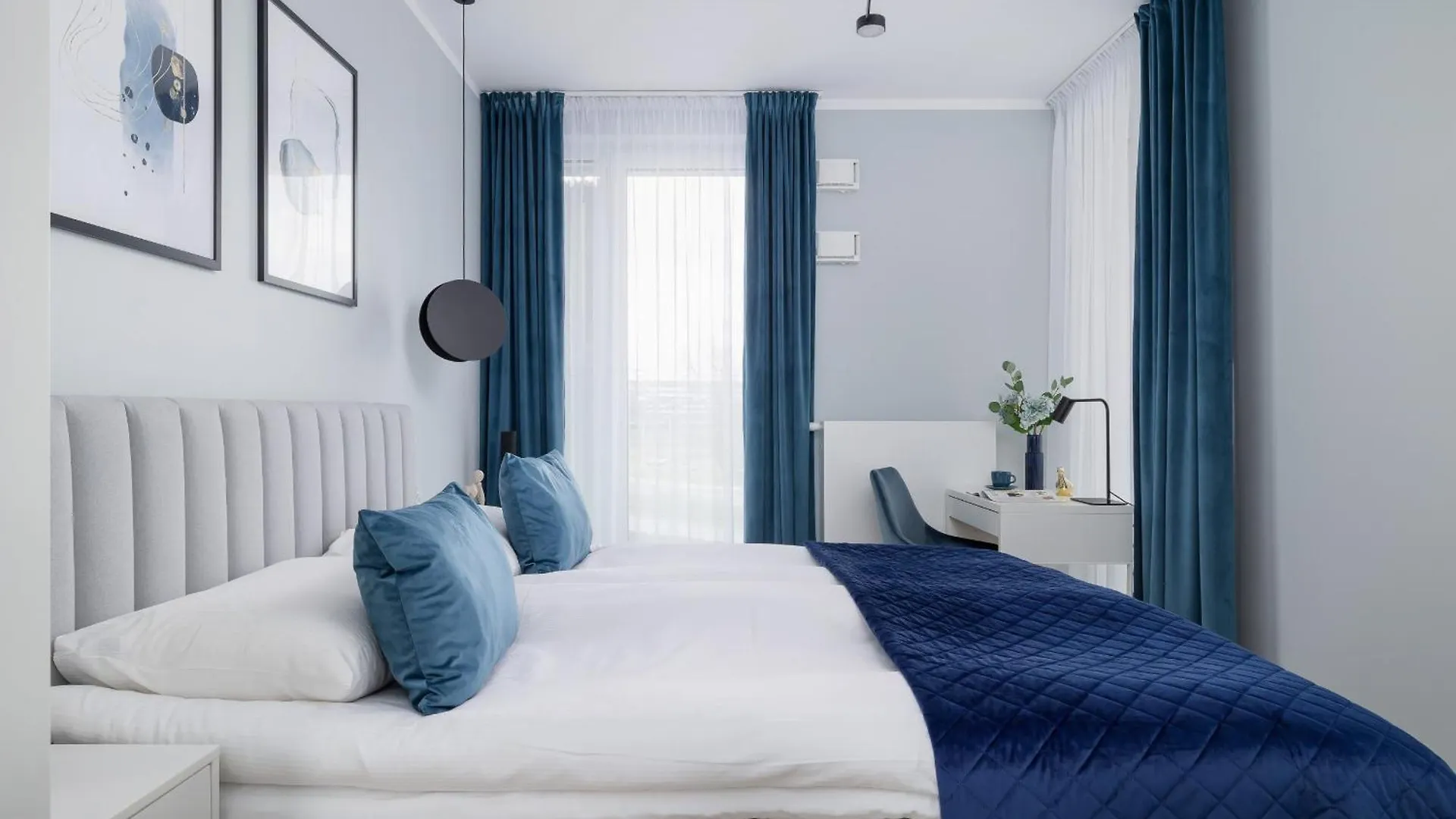 Unique Apartment With Balcony & Parking Zablocie Cracow By Renters Prestige Krakow Poland